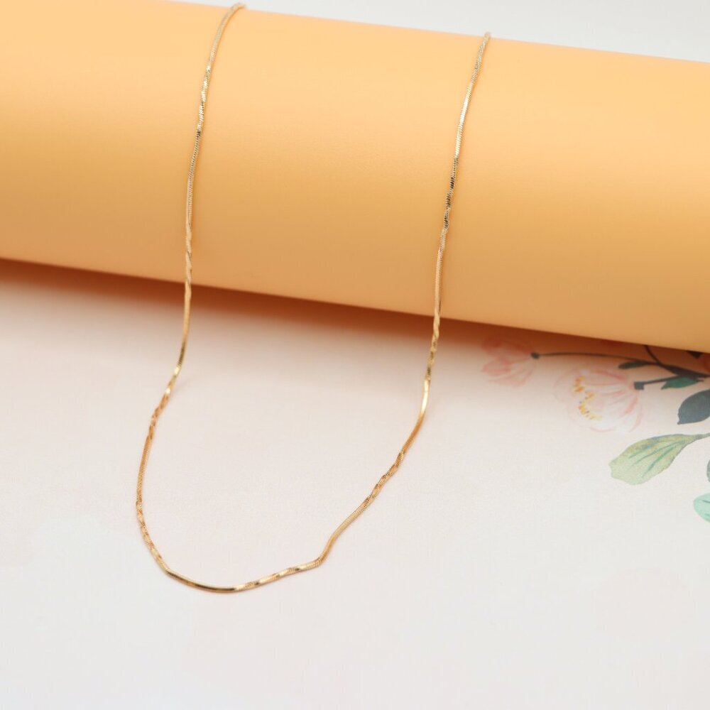 "Twisted Flat Rose Gold Necklace Elegant Shiny Finish, Xpnl0140